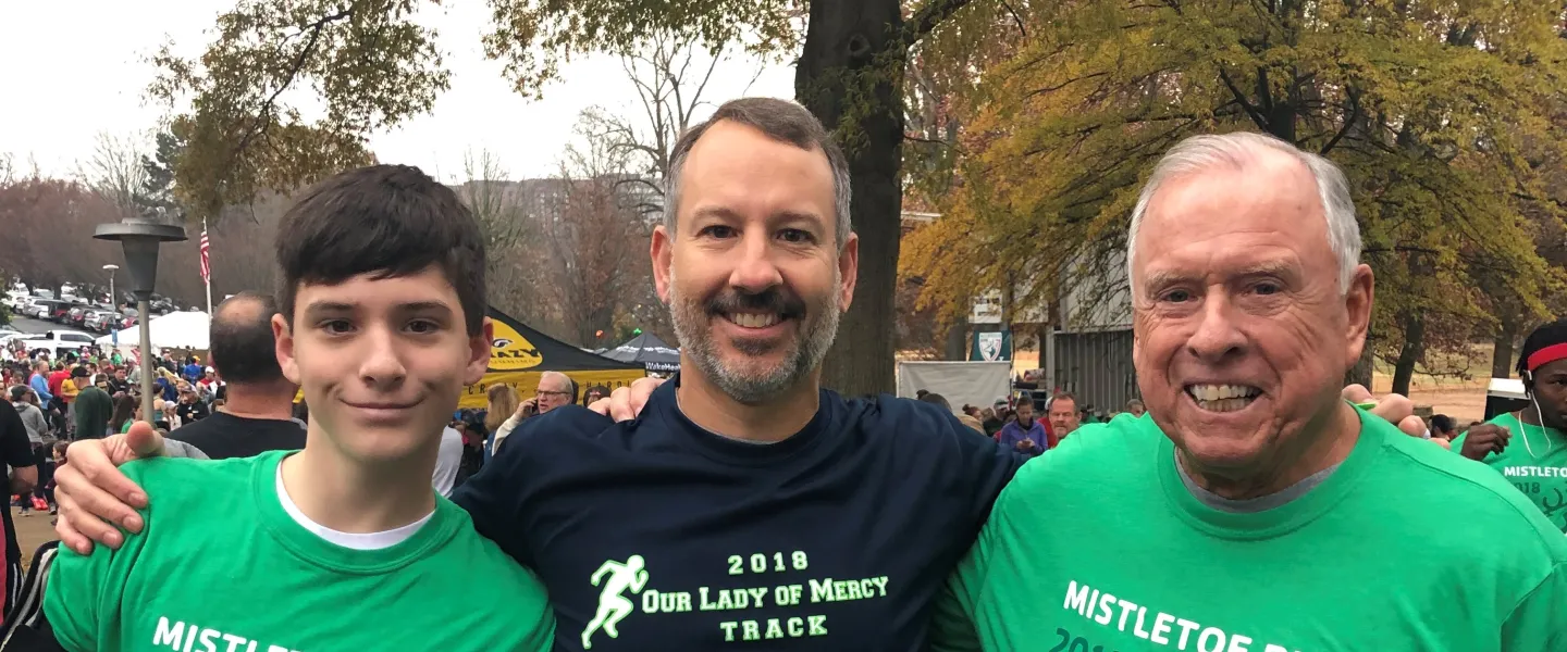 Mistletoe Runners