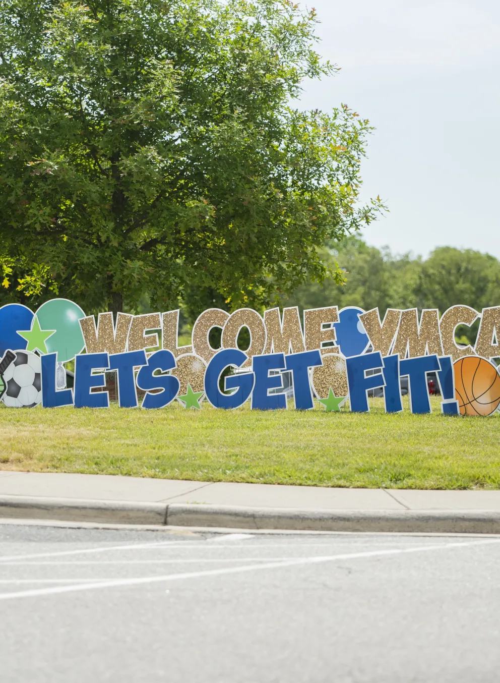 let's get fit balloons and sign