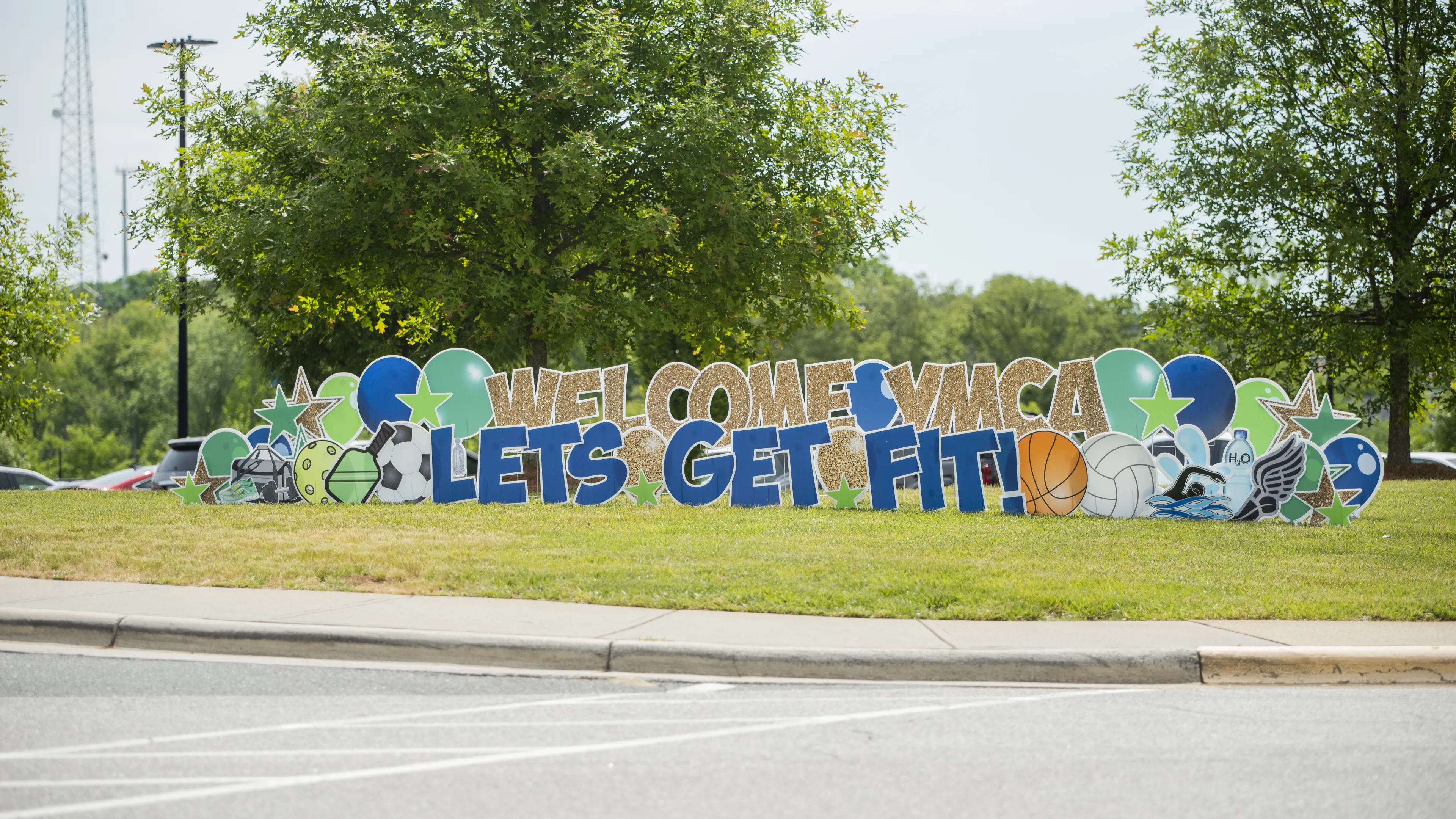 let's get fit balloons and sign